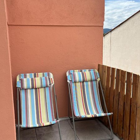Au Coeur De Ville Avec Terrasse Céret Exterior foto